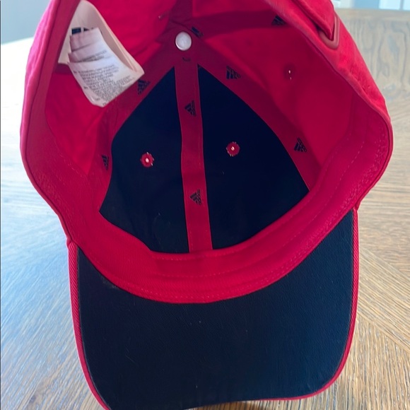 Adidas Manchester United Red Cap - Picture 4 of 6